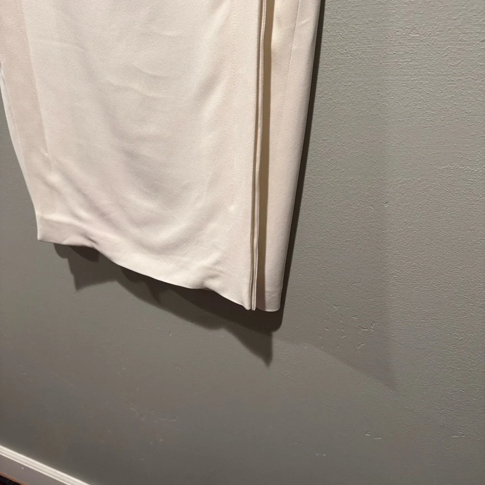 New NWT Escada Ivory White Minimalist Sleeveless Cape Back Long Blouse Top - Picture 14 of 16